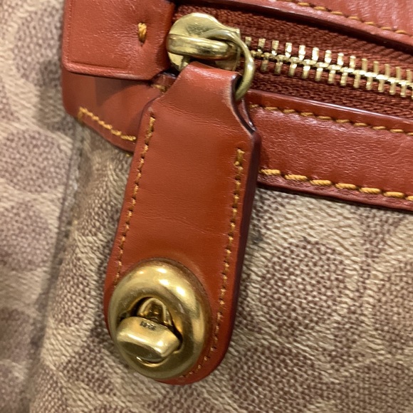 Coach Campus Signature Backpack NWOT - Picture 17 of 17